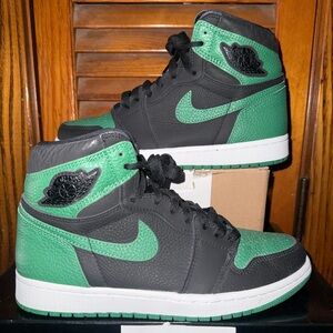 Size 7.5 - Jordan 1 Retro OG High Pine Green 2.0